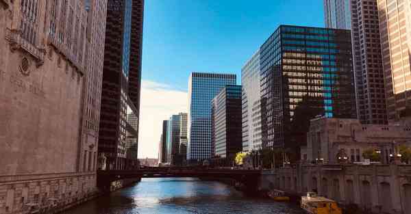 AI绘画移动方向键距离