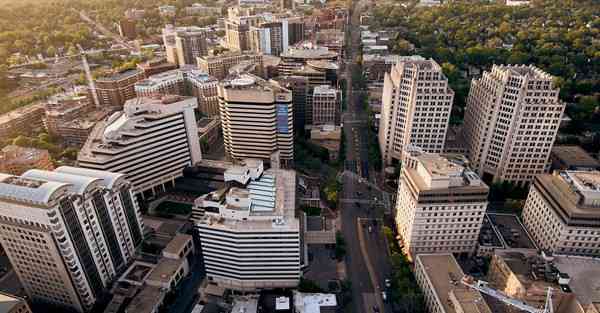 大数据判断数据变化趋势（大数据判断数据变化趋势分析）