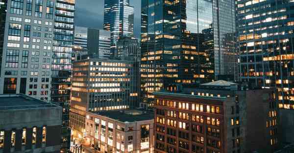 大数据包含设备数据的行业文章