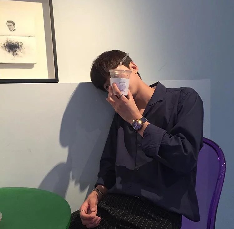 邹萱彦磊
