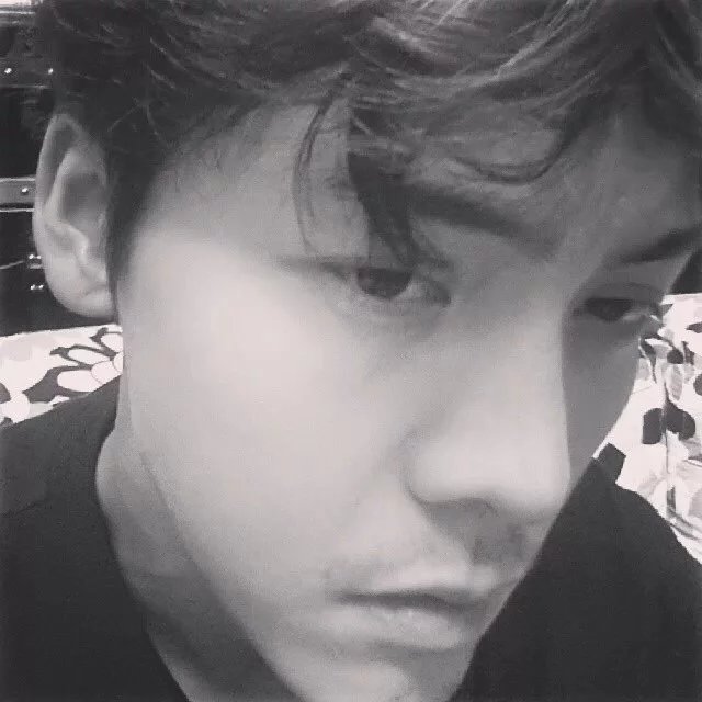 洪希春勤