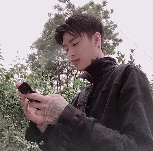 程文伊伊