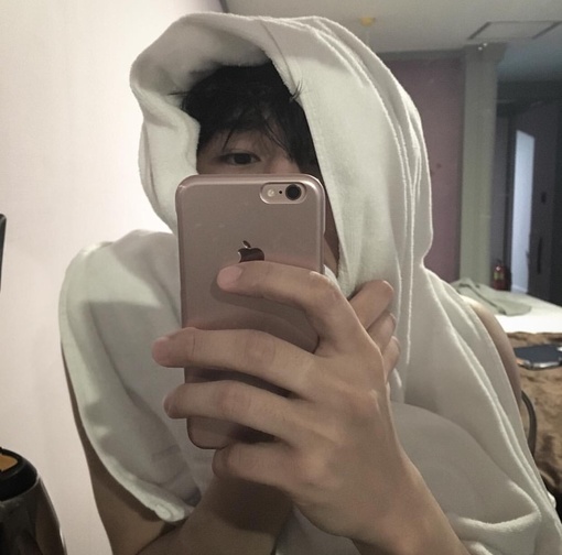姜苇玉冠