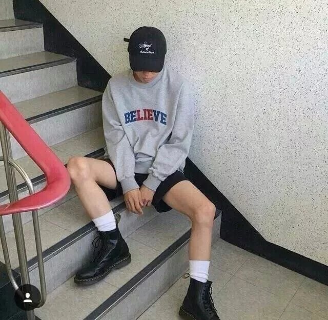 庾良菲逸
