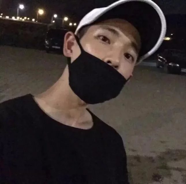 禄卿香斌